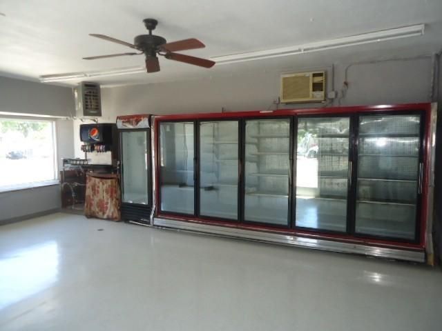 1049 Chittenden Ave, Corcoran, CA 93212